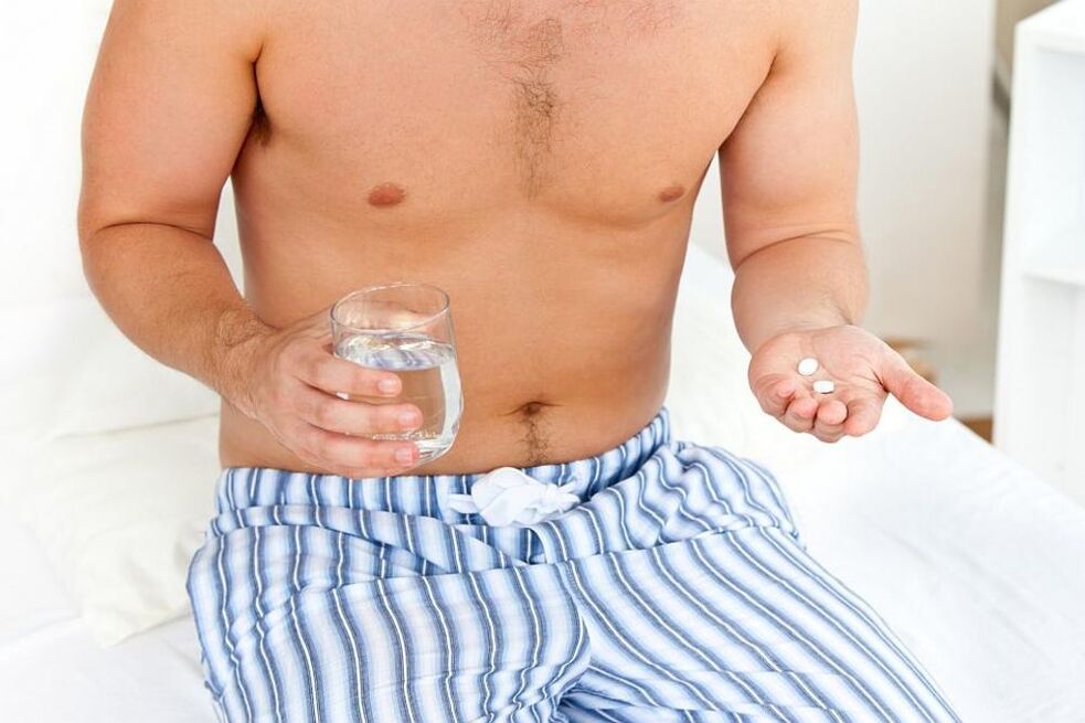 vyras vartoja tabletes nuo prostatito